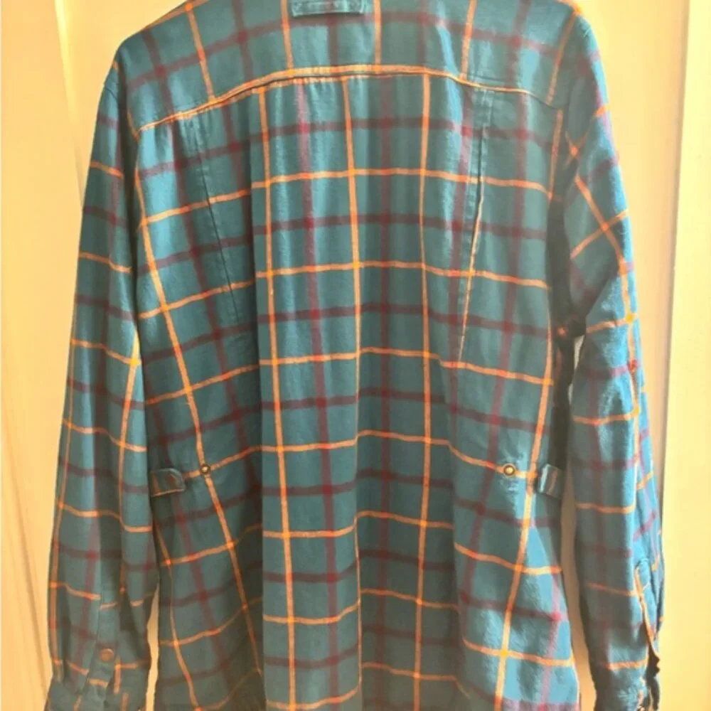 Duluth Trading Co Fleece lined Flannel Shacket - Picture 5 of 8